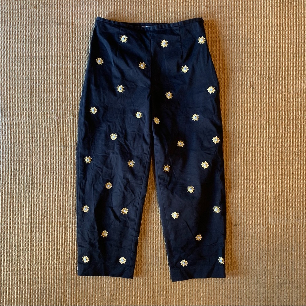 Vintage Talbots Petite Sunshine Pants, Embroidered Floral Capris, Size 4 (0, XS)